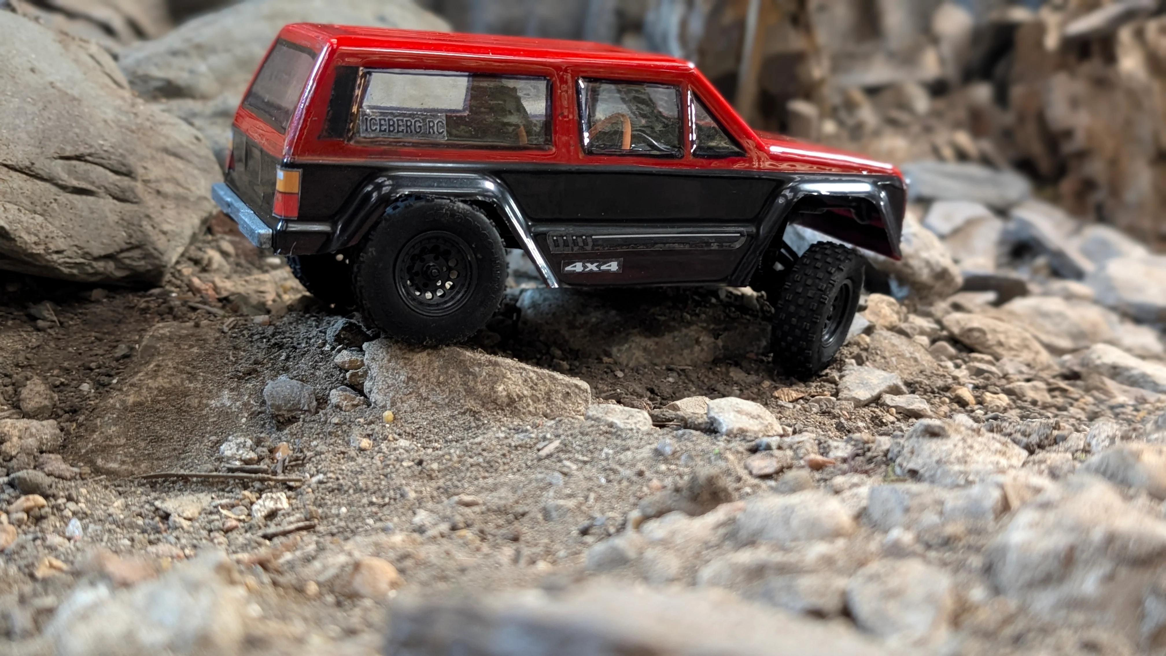 Scx30 2 Door Cherokee style body - Image 4